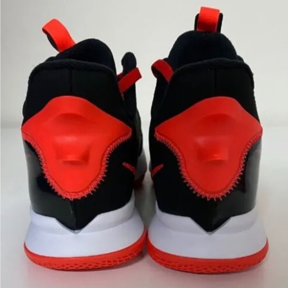 NWOB Nike Lebron Witness 5 Shoes Men's Sz 8.5-12 Black Red Basketball CQ9380-005 - Picture 6 of 6